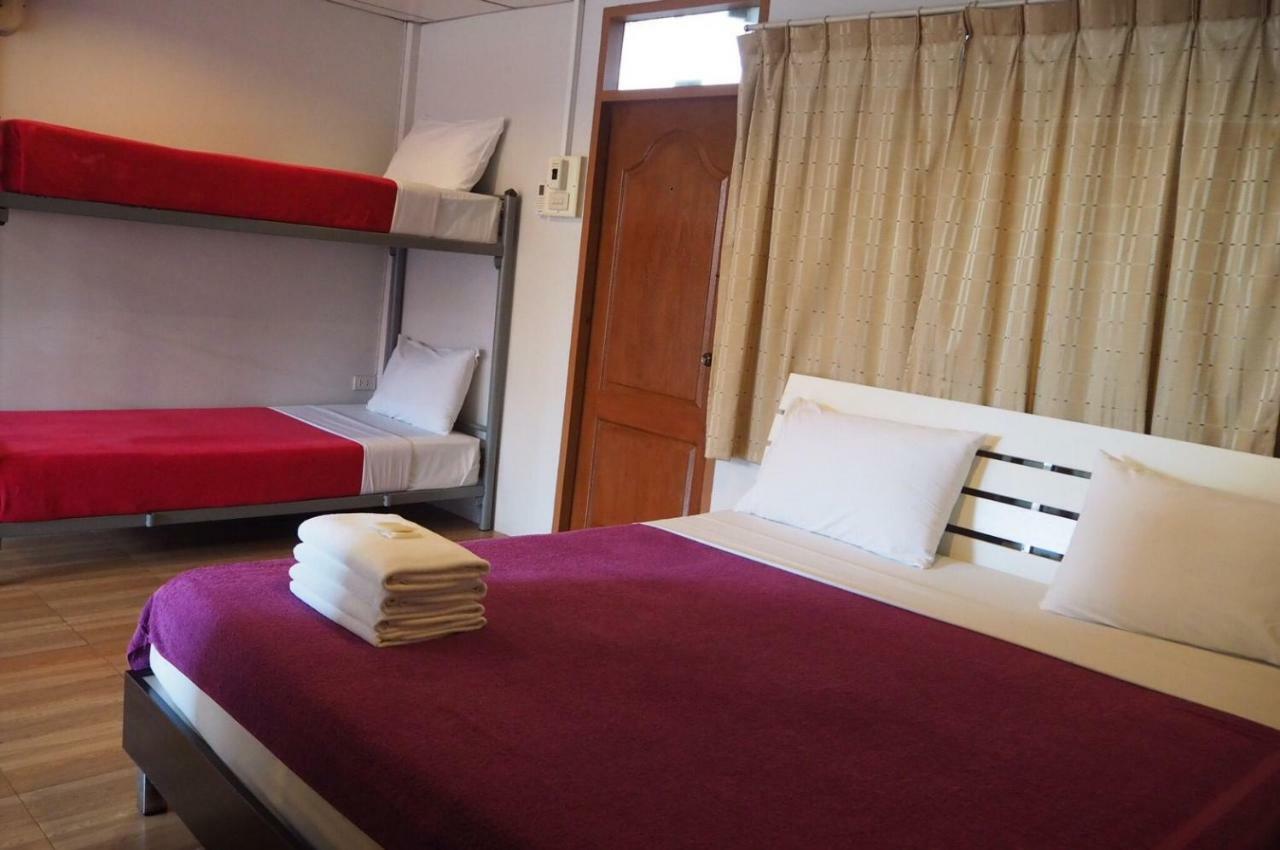 Samchai Hotel Сирача Экстерьер фото
