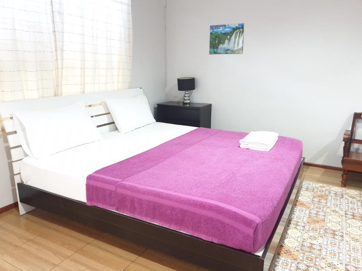 Samchai Hotel Сирача Экстерьер фото